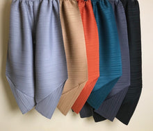 Cargar imagen en el visor de la galería, Goffer Cone Pant