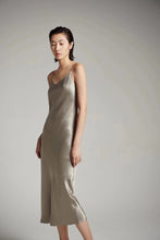 Cargar imagen en el visor de la galería, Anaïs Charmeuse Dress