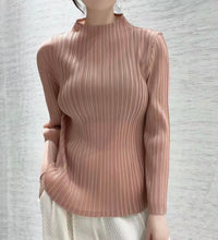 Load image into Gallery viewer, Goffer Studio Long Sleeve Top