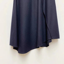 Cargar imagen en el visor de la galería, Sophia Premier Merino Wool Wrap Skirt