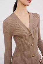 Cargar imagen en el visor de la galería, Edition Extra Fine Merino Wool Rib-Knitted Cardigan