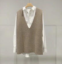 Charger l'image dans la galerie, Naturalway Pure Cashmere Deep V-Neck Vest