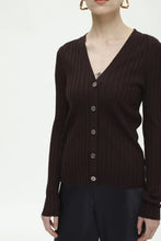Cargar imagen en el visor de la galería, Wendy Merino Cardigan