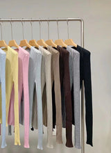 Cargar imagen en el visor de la galería, Wendy Merino Cardigan