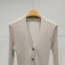 Cargar imagen en el visor de la galería, Wendy Merino Cardigan