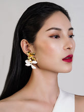 Load image into Gallery viewer, Double White Orchid Earrings