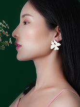 Load image into Gallery viewer, Nature's Embrace Earrings
