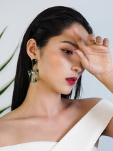 Cargar imagen en el visor de la galería, Chandelier Jade Earrings