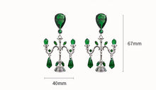 Cargar imagen en el visor de la galería, Chandelier Jade Earrings