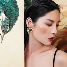 将图片加载到图库查看器,Swallow’s Flight Zircon Clip Earrings