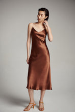 Cargar imagen en el visor de la galería, Anaïs Charmeuse Dress