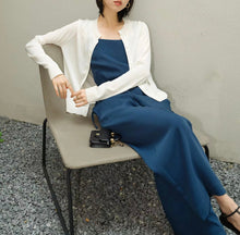 Cargar imagen en el visor de la galería, Sarah Silk Merino Wool Cardigan