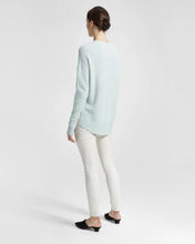 Load image into Gallery viewer, Karenia Premier Cashmere Sweater