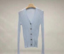 Cargar imagen en el visor de la galería, Wendy Merino Cardigan