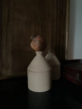 将图片加载到图库查看器,Scented Candle in Earthenware Pot