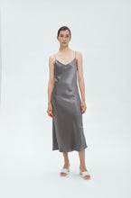 Cargar imagen en el visor de la galería, Anaïs Charmeuse Dress