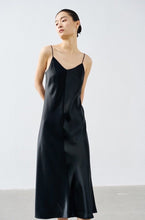 Cargar imagen en el visor de la galería, Galvan Satin Slip Dress
