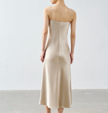 Cargar imagen en el visor de la galería, Galvan Satin Slip Dress