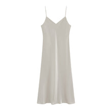 Cargar imagen en el visor de la galería, Galvan Satin Slip Dress