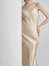 Cargar imagen en el visor de la galería, Anaïs Charmeuse Dress