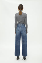 将图片加载到图库查看器,CLAIRE Merino Wool Turtleneck