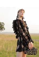 将图片加载到图库查看器,Snowdrop Bloom Earrings