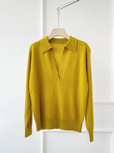 将图片加载到图库查看器,Jo V Neck Vintage Polo Cashmere Sweater