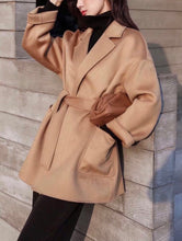 Cargar imagen en el visor de la galería, ÀIMAI Bathrobe Cropped Cashmere Wool Coat