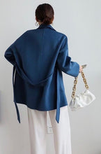 Cargar imagen en el visor de la galería, ÀIMAI Bathrobe Cropped Cashmere Wool Coat