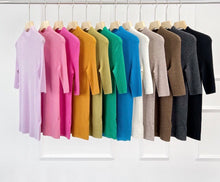 Load image into Gallery viewer, Olivia Seamless Superfine Merino Wool Mock Neck Short Sleeves — The Art of Perfect Form