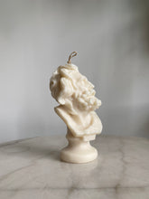 将图片加载到图库查看器,Zeus Sculpture Scene Candle