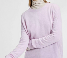 Load image into Gallery viewer, Karenia Premier Cashmere Sweater