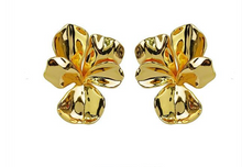Load image into Gallery viewer, Bloom Flower Gold Earrings