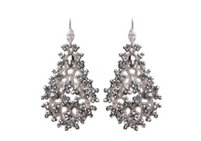 将图片加载到图库查看器,Crochet Elegance Earrings