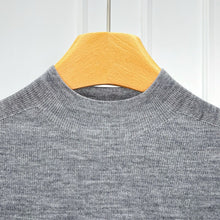 Load image into Gallery viewer, Lora Seamless Extra Fine Merino Wool Top
