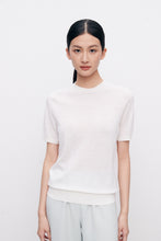 Charger l&#39;image dans la galerie, Luxe Merino Wool and Mulberry Silk Round Neck Knitted Short Sleeve
