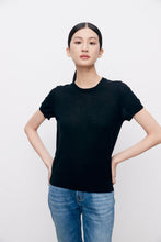 Charger l&#39;image dans la galerie, Luxe Merino Wool and Mulberry Silk Round Neck Knitted Short Sleeve
