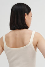 画像をギャラリービューアに読み込む, Tara Super Fine Merino Wool Thin Strap Tank Top
