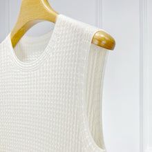 将图片加载到图库查看器，ÀIMAI French Textured Merino Wool Knit Vest
