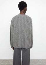 Cargar imagen en el visor de la galería, Cable Knit Cashmere Wool Sweater
