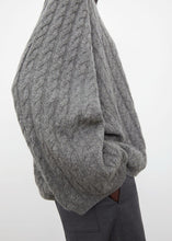 Cargar imagen en el visor de la galería, Cable Knit Cashmere Wool Sweater
