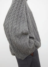 画像をギャラリービューアに読み込む, Cable Knit Cashmere Wool Sweater
