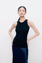 将图片加载到图库查看器，Mini Cable Wool Knit Vest
