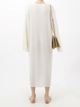 Load image into Gallery viewer, Elegance Wool Cable Knit Dress
