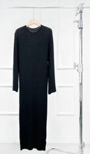 Cargar imagen en el visor de la galería, Elegance Wool Cable Knit Dress
