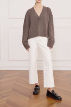 Charger l&#39;image dans la galerie, Monet Wool and Cashmere Cable Knit Cardigan
