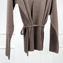 Charger l&#39;image dans la galerie, KAY Cashmere and Wool Belted Cardigan
