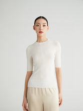 Load image into Gallery viewer, Taylor Seamless Superfine Merino Crew Neck Short Sleeves
