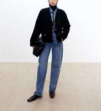 Charger l&#39;image dans la galerie, Gracia Wool and Cashmere V-Neck Oversized Cardigan
