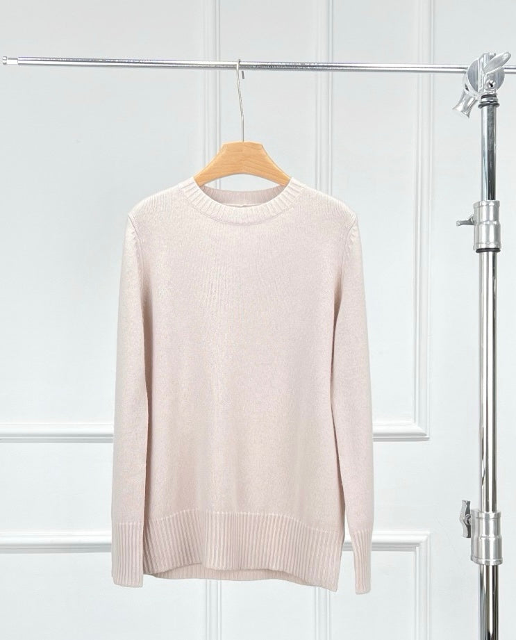 WICK Wool and Cashmere Round Neck Sweater